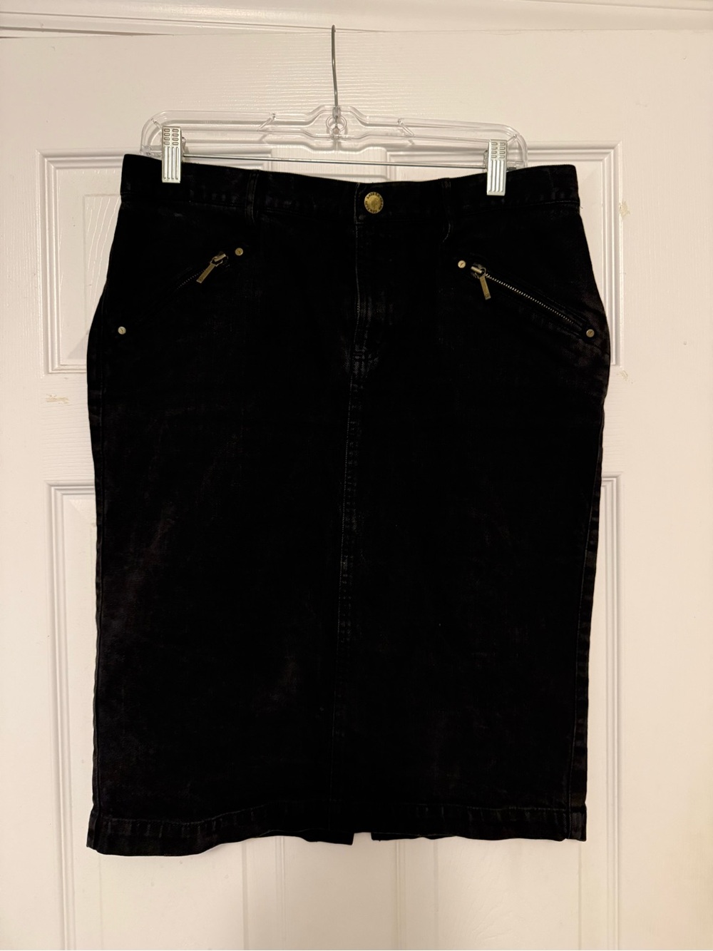 Lauren Ralph Lauren Black Pencil Denim Skirt with Zip Accent